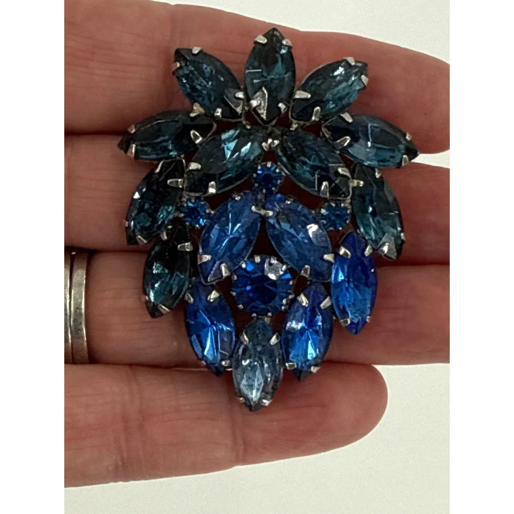 Juliana Blue Rhinestone Brooch Silver Tone Marquise Cobalt Cluster‎ Pin Dripping